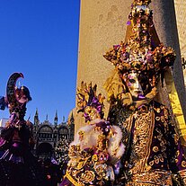Goldene Maske vor Dogenpalast