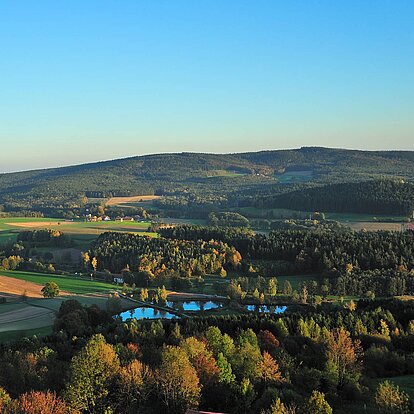 Der Hessenreuther Berg mit der Lettenmühle