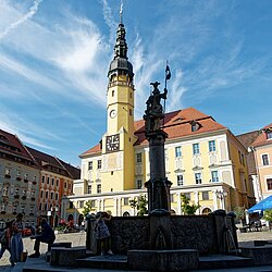 Ritter Dutschmann Brunnen am Hauptmarkt