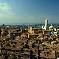 Blick vom Kampanile auf die Stadt